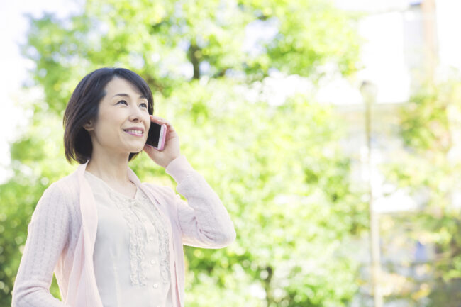 ミドル 女性 電話