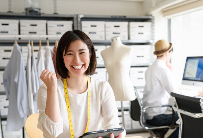 クリエイティブ事務所　ガッツポーズ