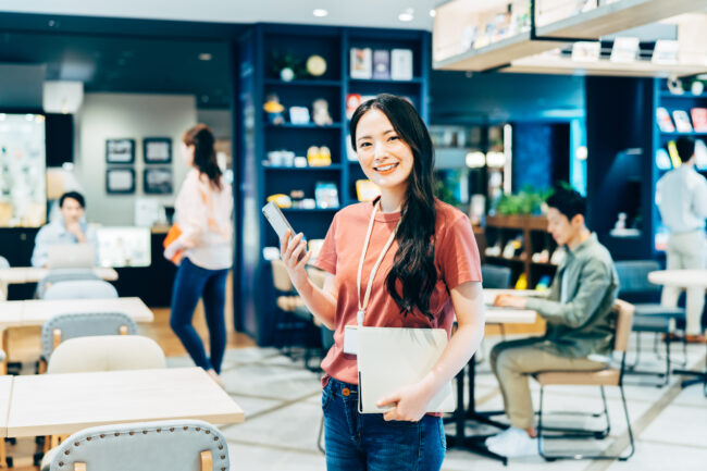 オフィス　女性