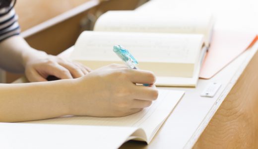 エステティシャンから事務職へ転職するには？必要な資格・スキルとは？