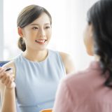 正社員と同じ仕事をしている派遣社員は同じ給料がもらえるって本当?