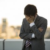 やりがい搾取とは?搾取されやすい業界と危険な徴候