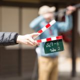 映画監督の平均年収っていくら？会社員から映画監督を目指すことは可能？