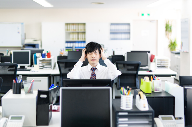 仕事が終わらないことには必ず原因がある！定時に帰られるようにする対処法