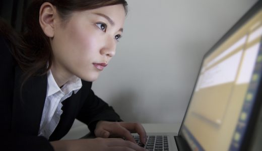 サービス残業の強要は違法ではないの？サビ残を強要されたときの対処法