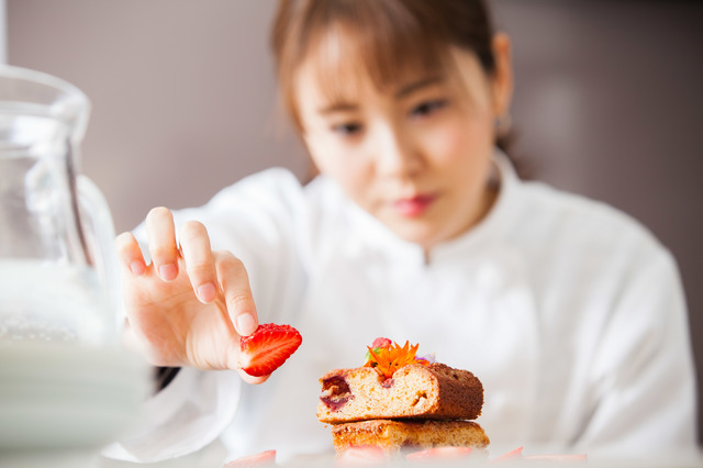 パティシエの平均年収ってどれぐらい?年収1,000万円以上は可能?