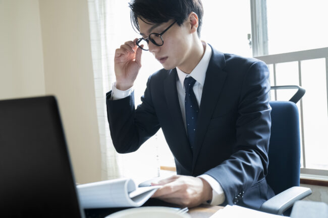男性 デスクワーク