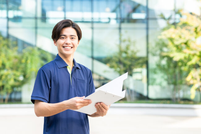 介護スタッフ 男性